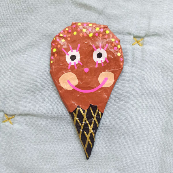 Gelato chocolate . Pins